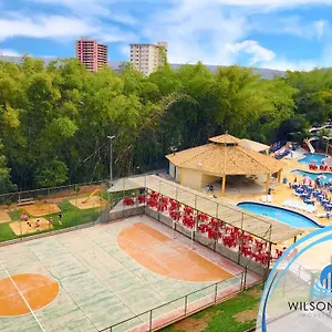 https://golden-dolphin-express-caldas-novas-75690-000-6.caldasnovashotels.com
